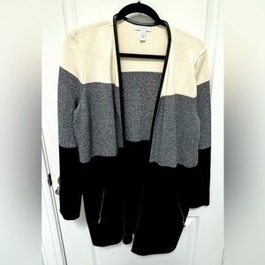 Charter Club Cardigan, Size Large, Black, Grey and White, 2 pockets that zip